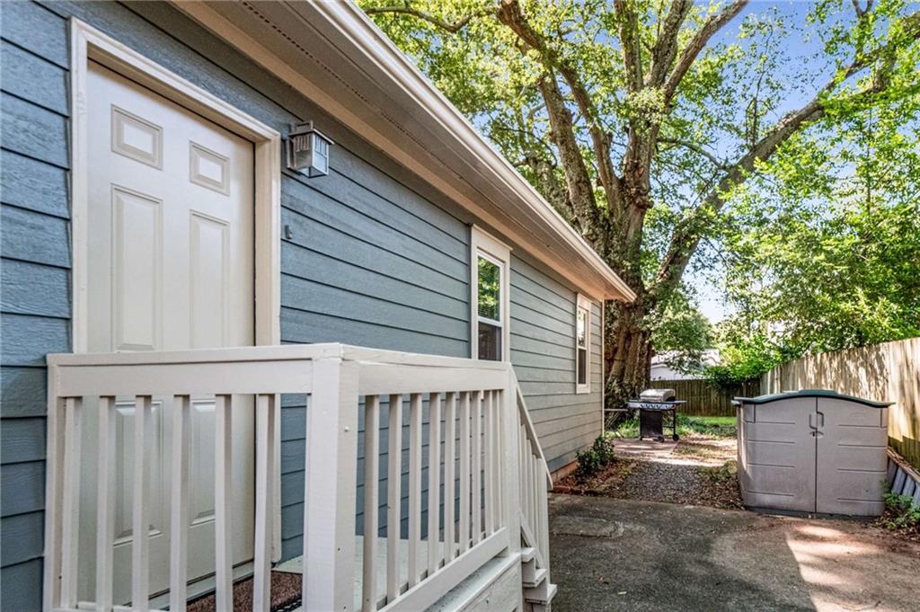 2015 College Avenue NE