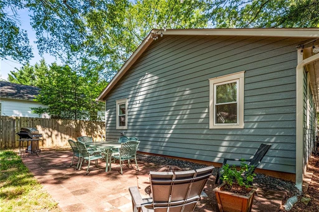 2015 College Avenue NE