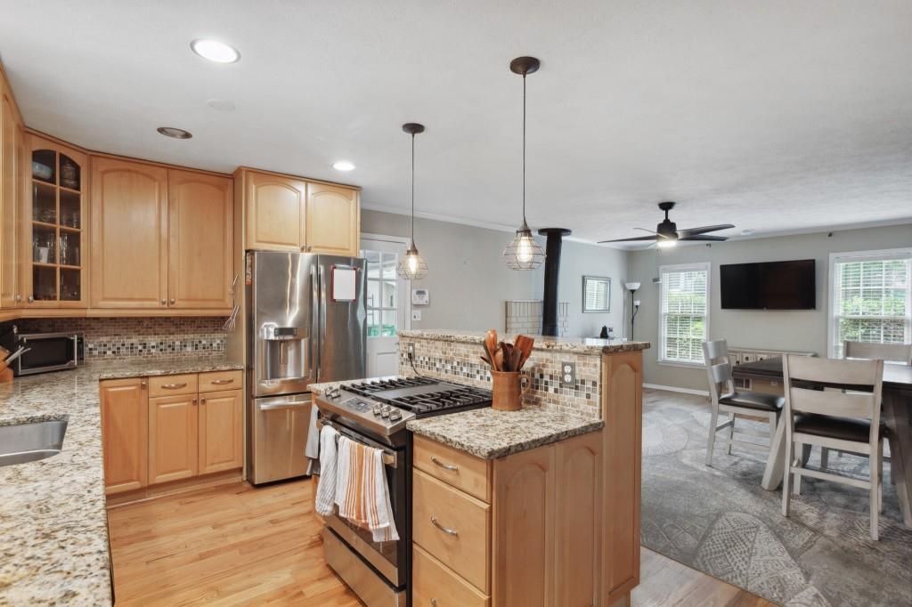 3597 Hickory Circle SE