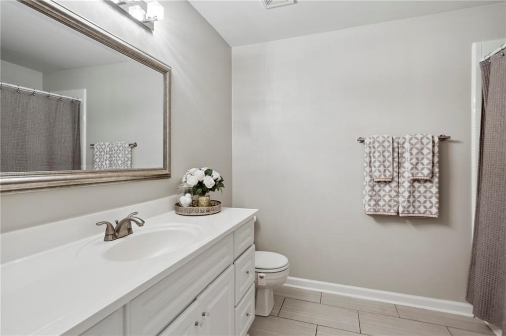 4254 River Green Drive NW Unit 615