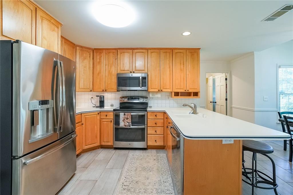 2644 Twin Lakes Way NE