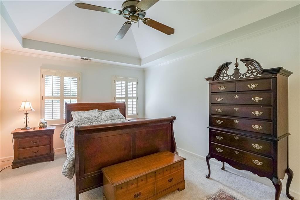 2644 Twin Lakes Way NE