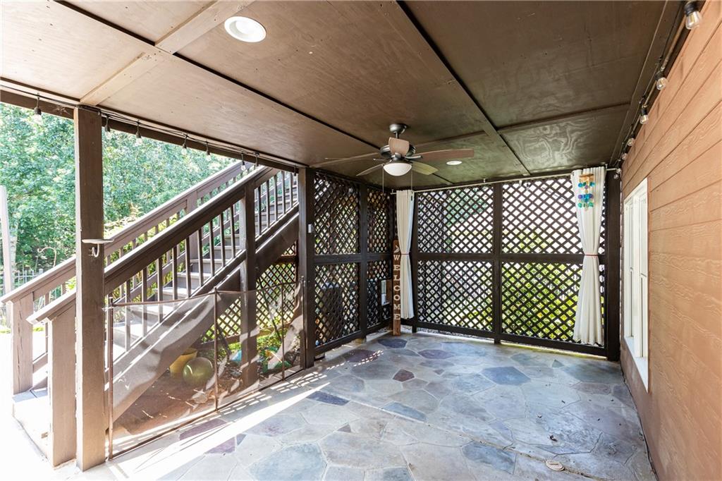 603 Blue Water Way