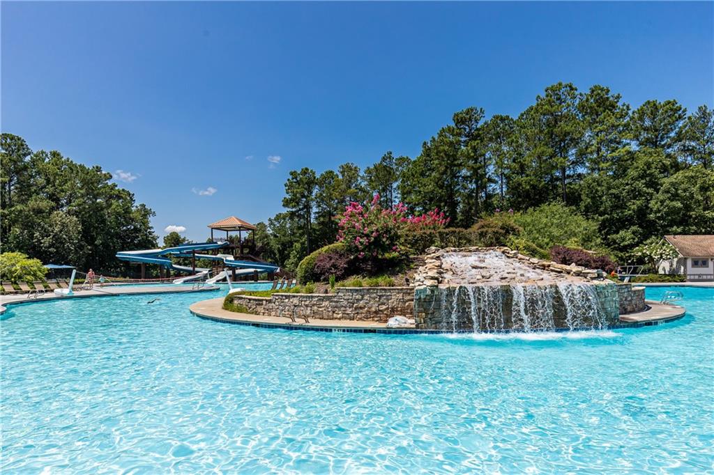 603 Blue Water Way