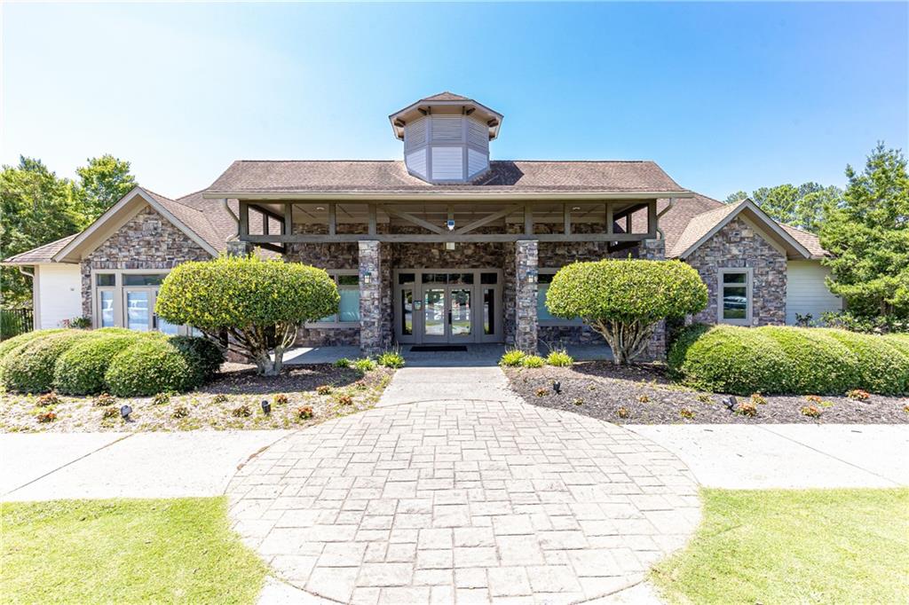 603 Blue Water Way