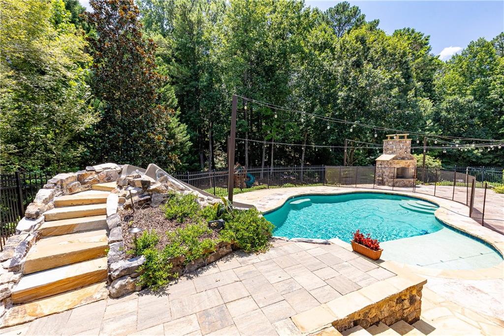 603 Blue Water Way