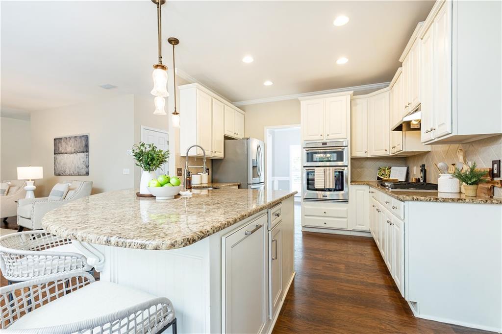603 Blue Water Way