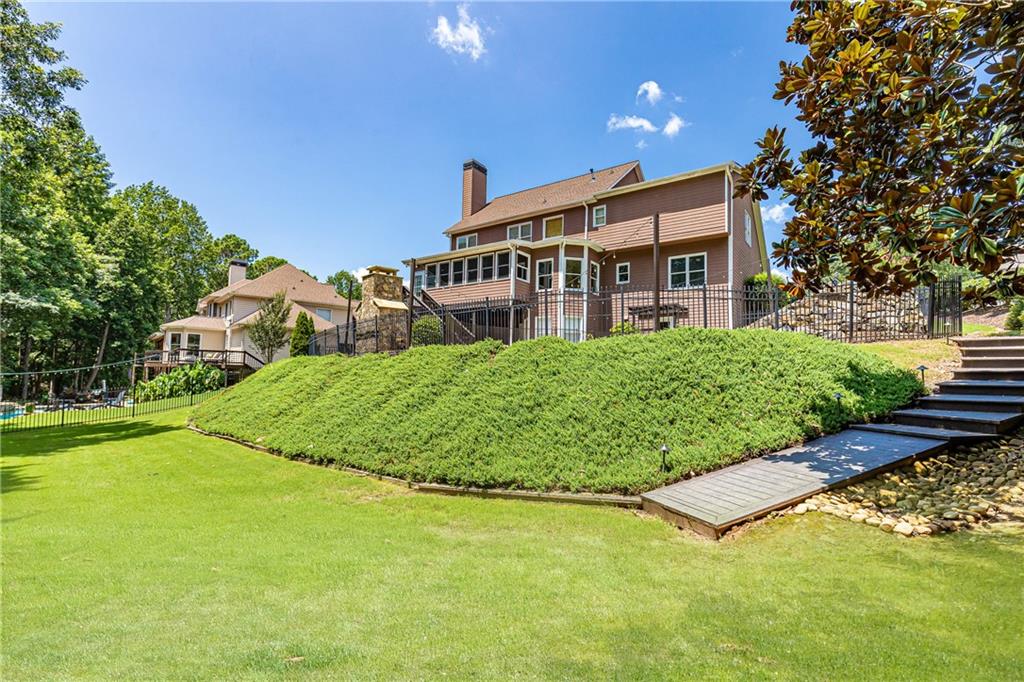 603 Blue Water Way