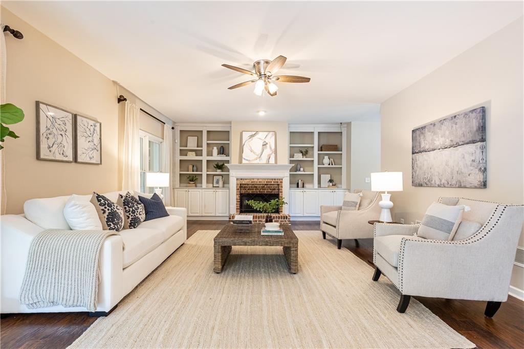 603 Blue Water Way