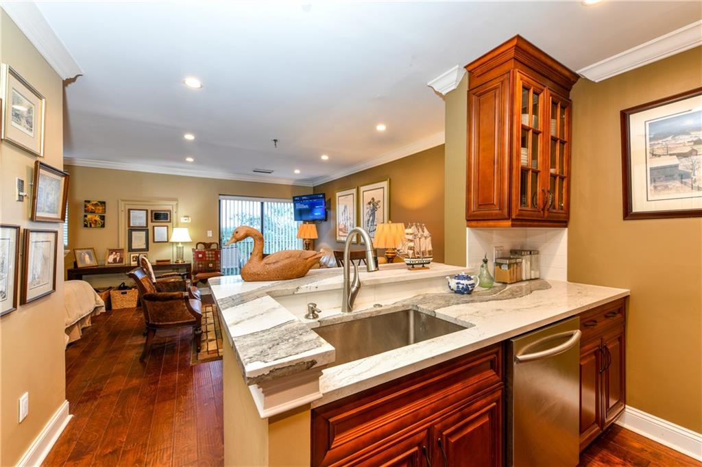 300 Johnson Ferry Road NE Unit A713
