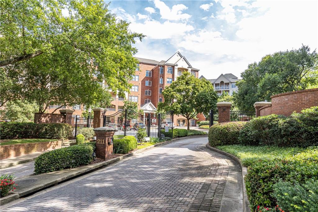 211 Colonial Homes Drive NW Unit 1202