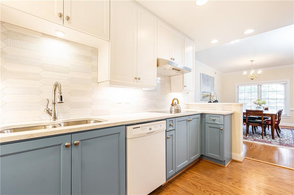 211 Colonial Homes Drive NW Unit 1202
