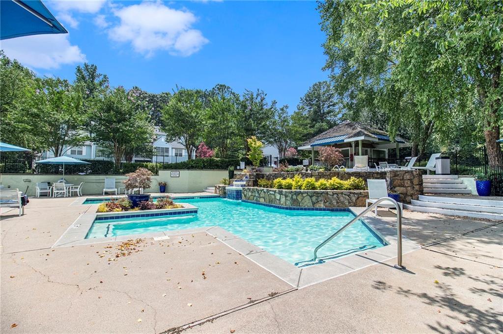 518 Glenleaf Drive