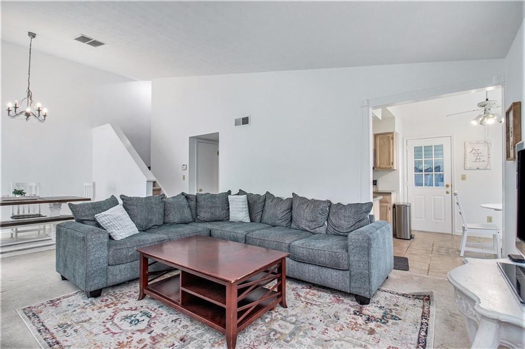 518 Glenleaf Drive
