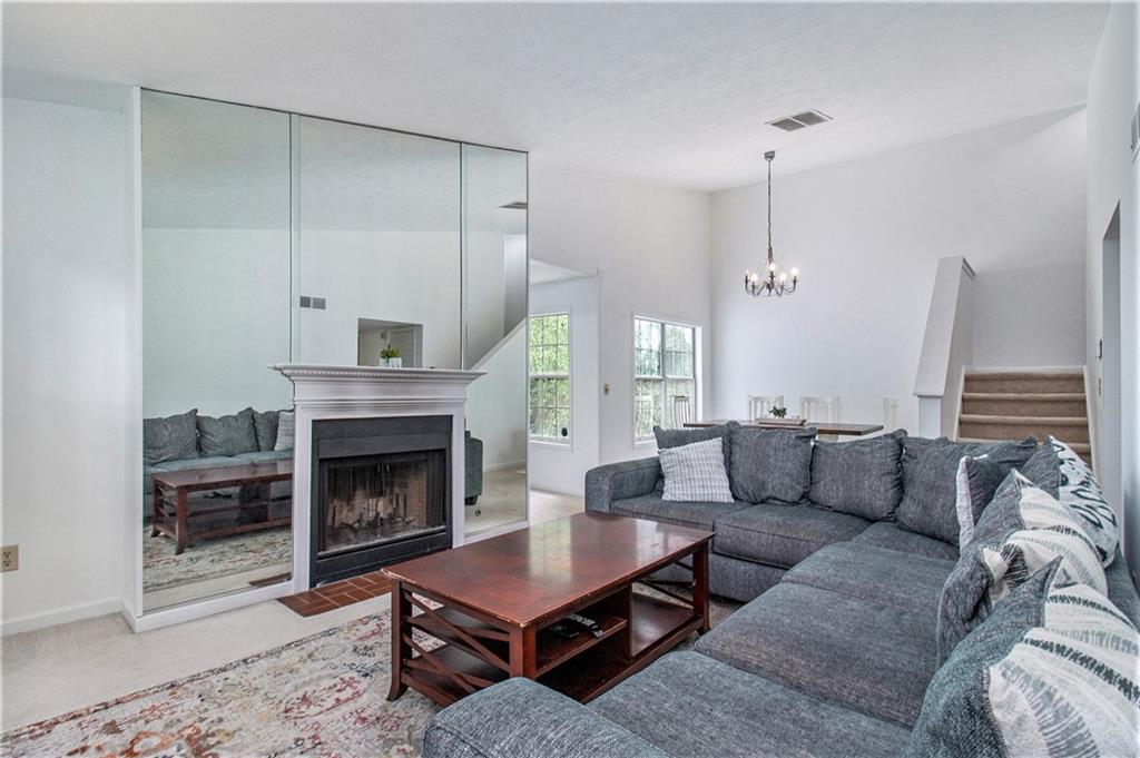 518 Glenleaf Drive
