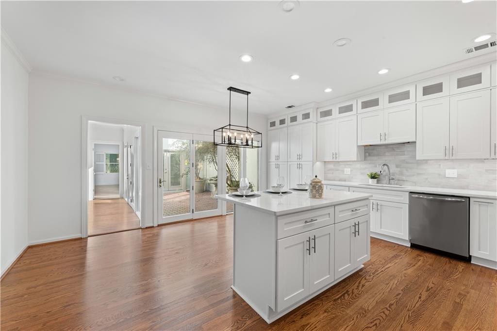 445 Greenlaurel Drive