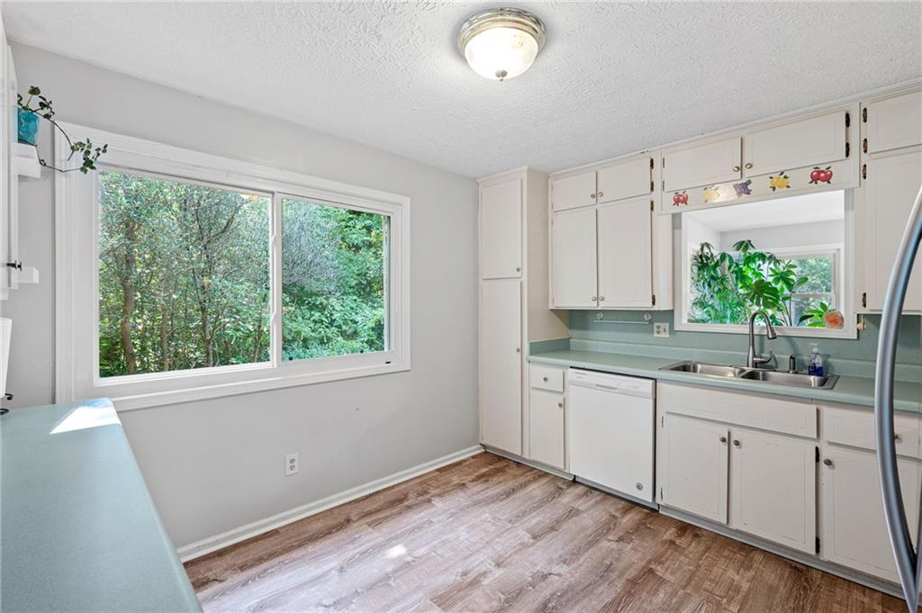 1108 Research Drive NE