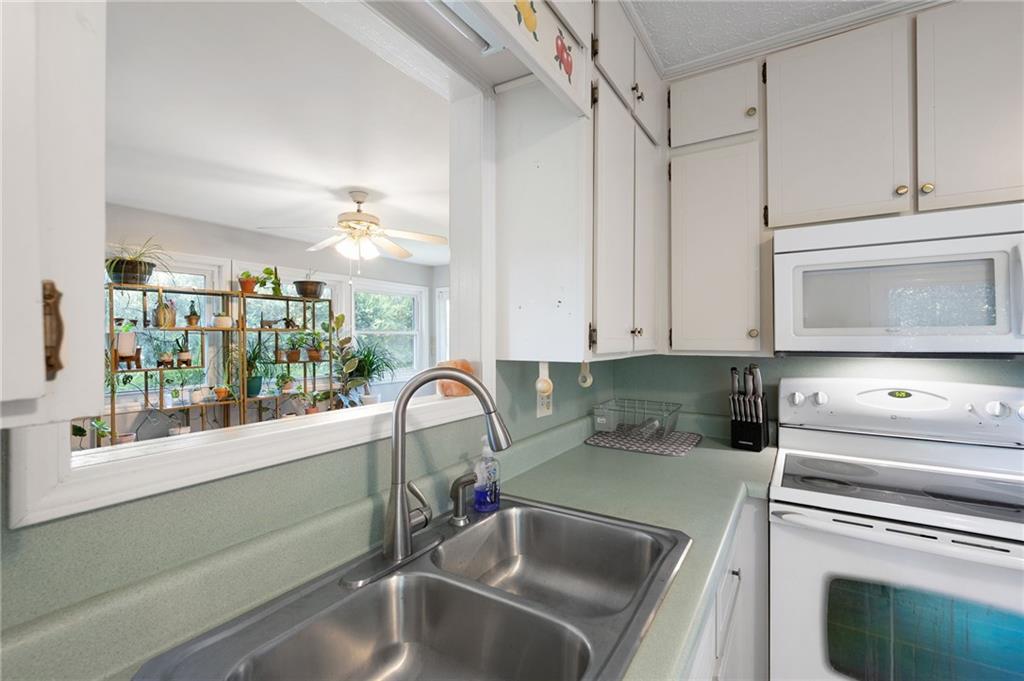 1108 Research Drive NE