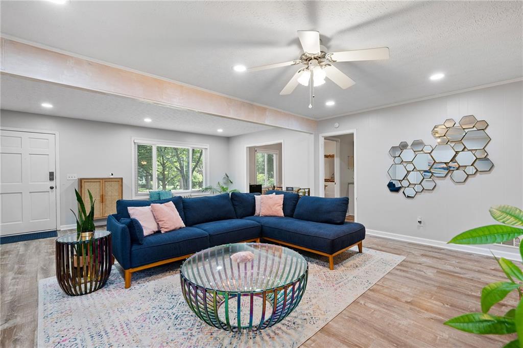 1108 Research Drive NE