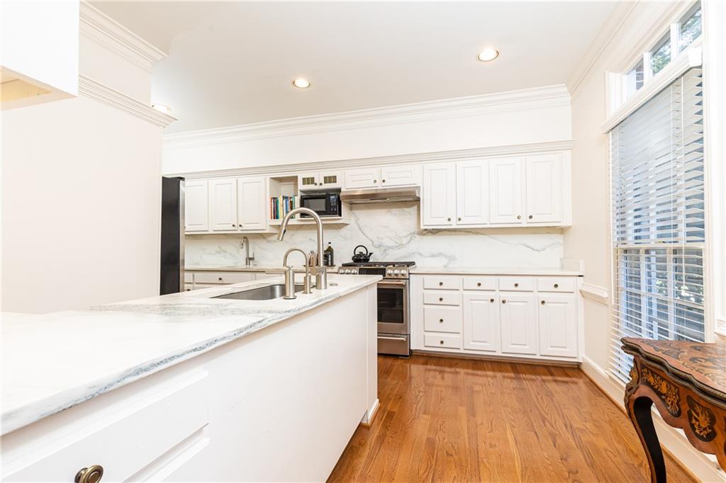 3502 Paces Place NW