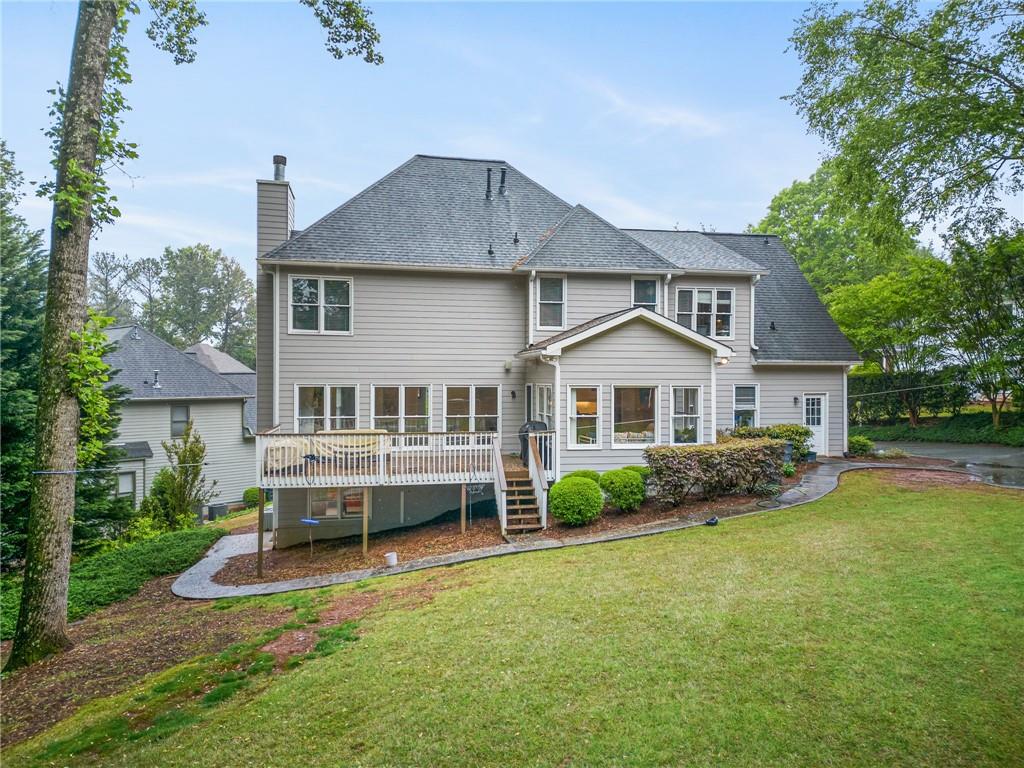 305 Vickery Way