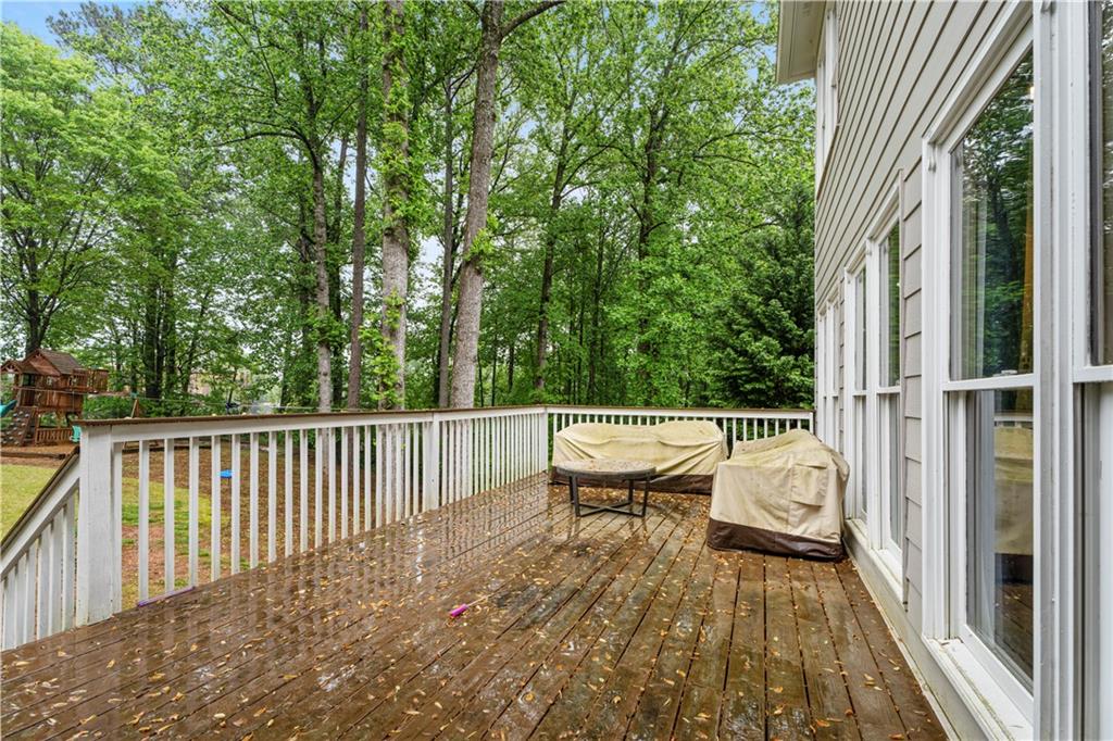 305 Vickery Way