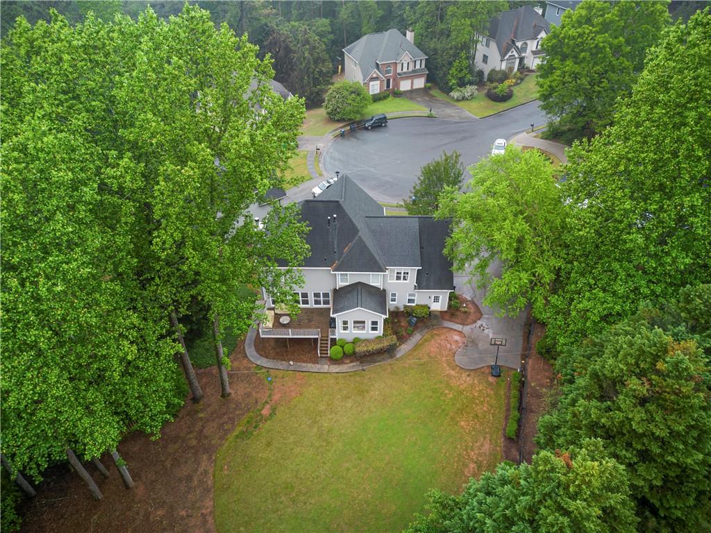 305 Vickery Way