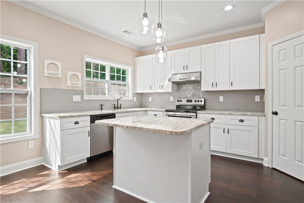2683 Kachina Trail