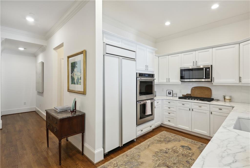 2500 Peachtree Road NW Unit 304N