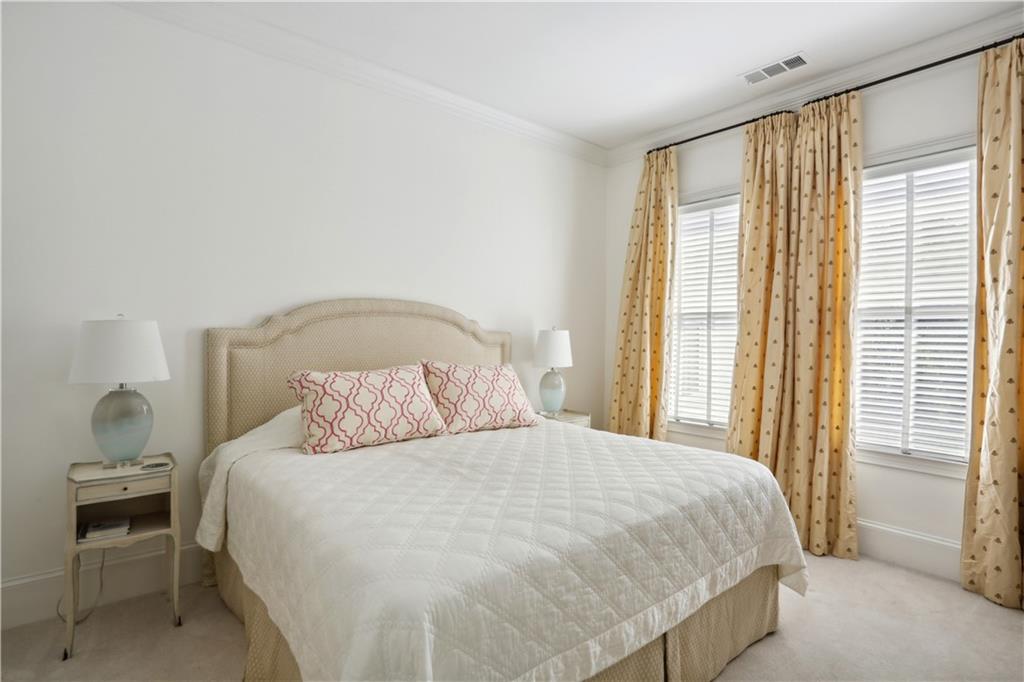2500 Peachtree Road NW Unit 304N