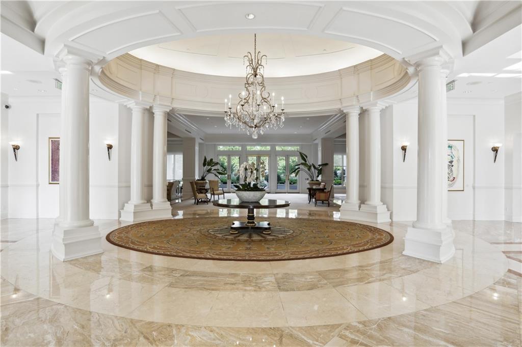 2500 Peachtree Road NW Unit 304N