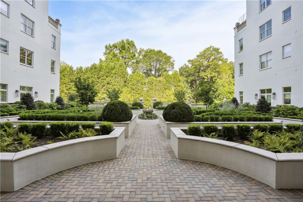 2500 Peachtree Road NW Unit 304N
