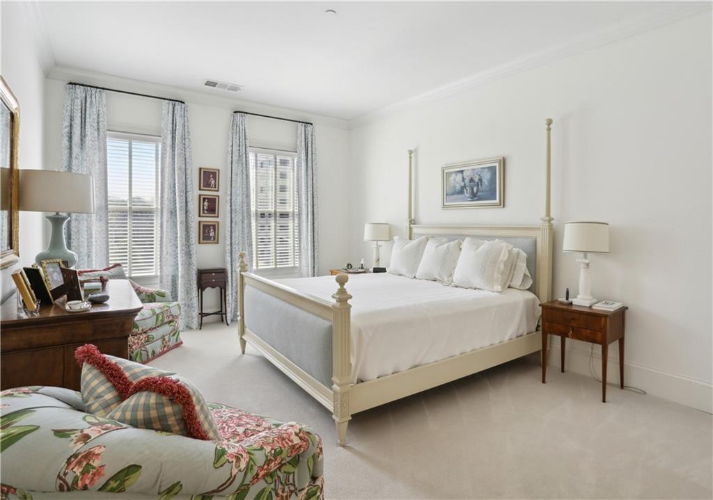 2500 Peachtree Road NW Unit 304N