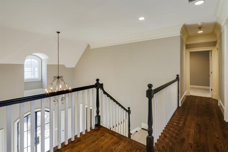 565 Mount Paran Road