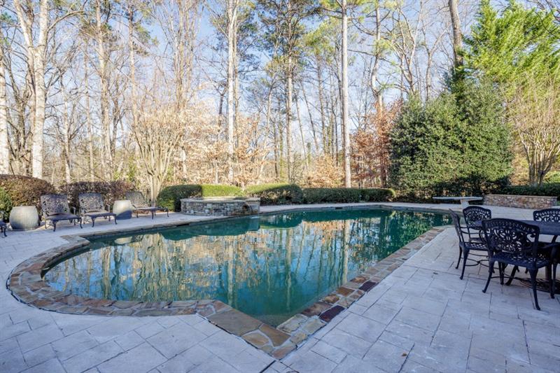 565 Mount Paran Road