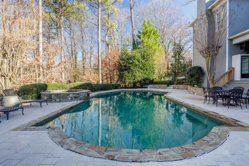 565 Mount Paran Road
