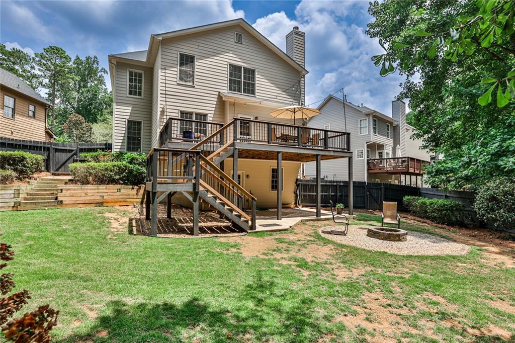 1102 Glenrose Drive SE