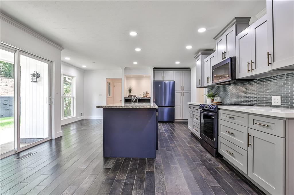 846 Thackston Drive