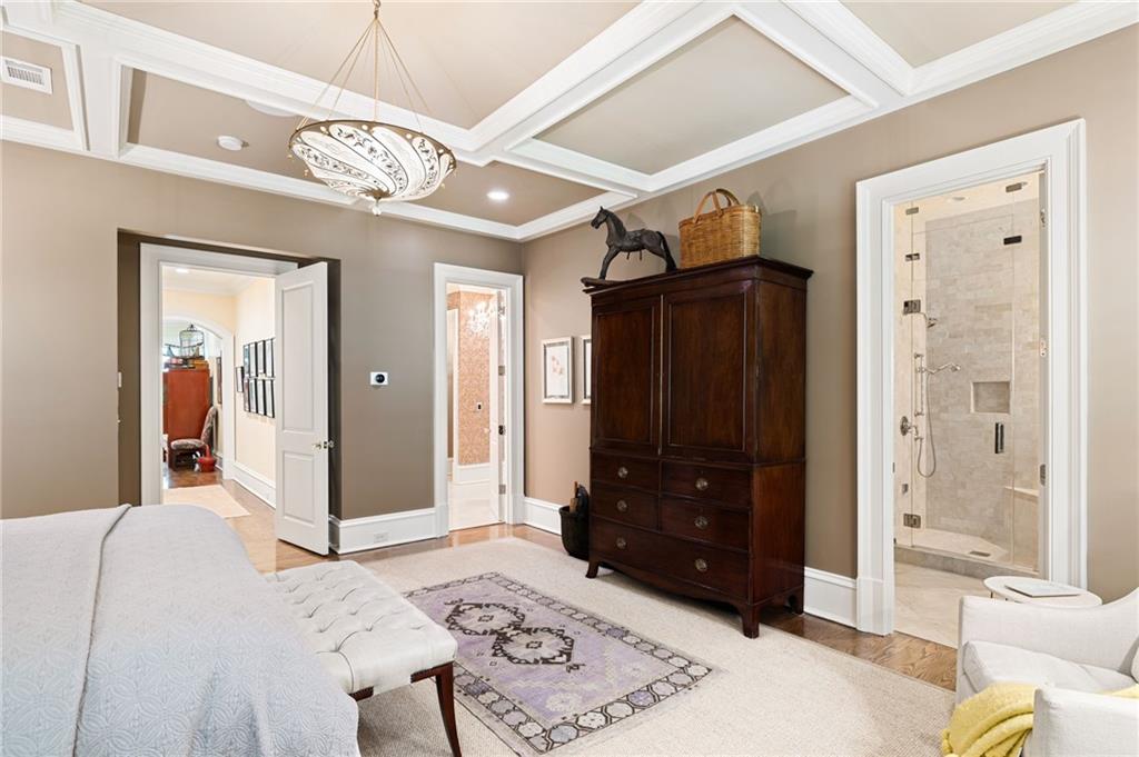 39 W Wesley Road NW Unit 4