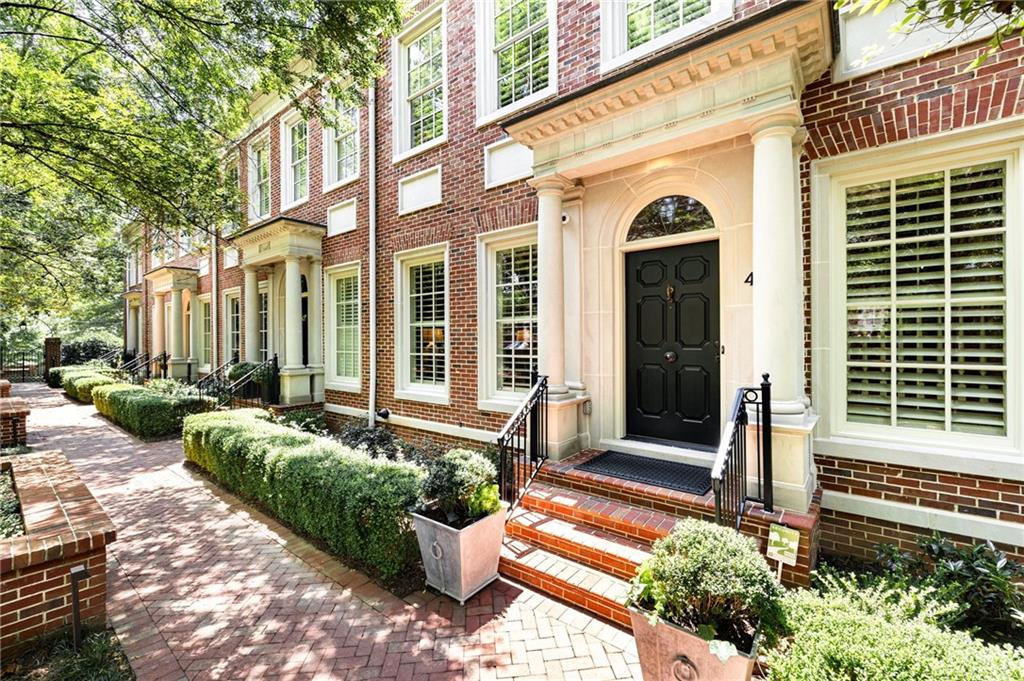39 W Wesley Road NW Unit 4