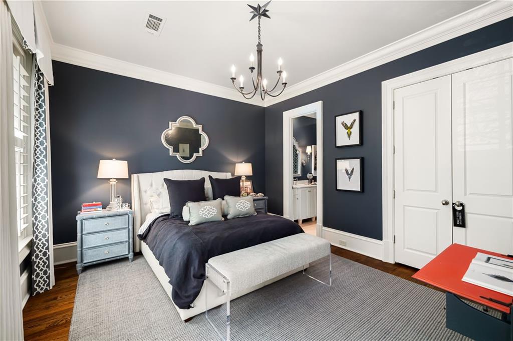 39 W Wesley Road NW Unit 4