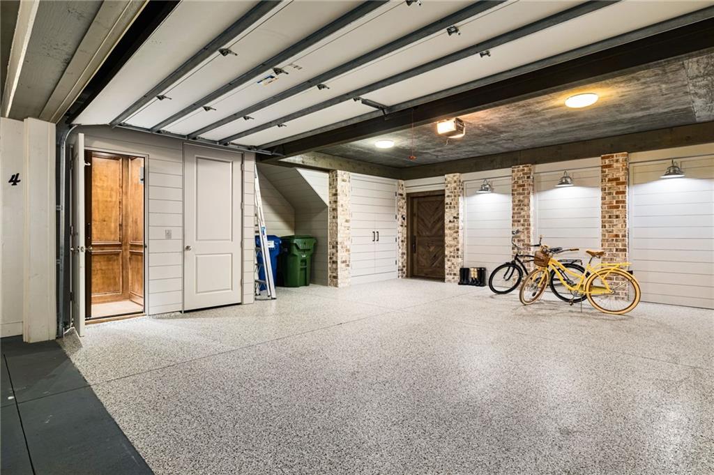 39 W Wesley Road NW Unit 4