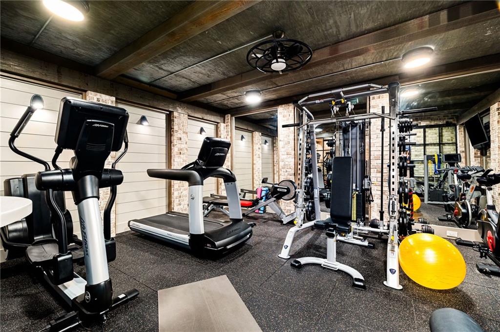 39 W Wesley Road NW Unit 4