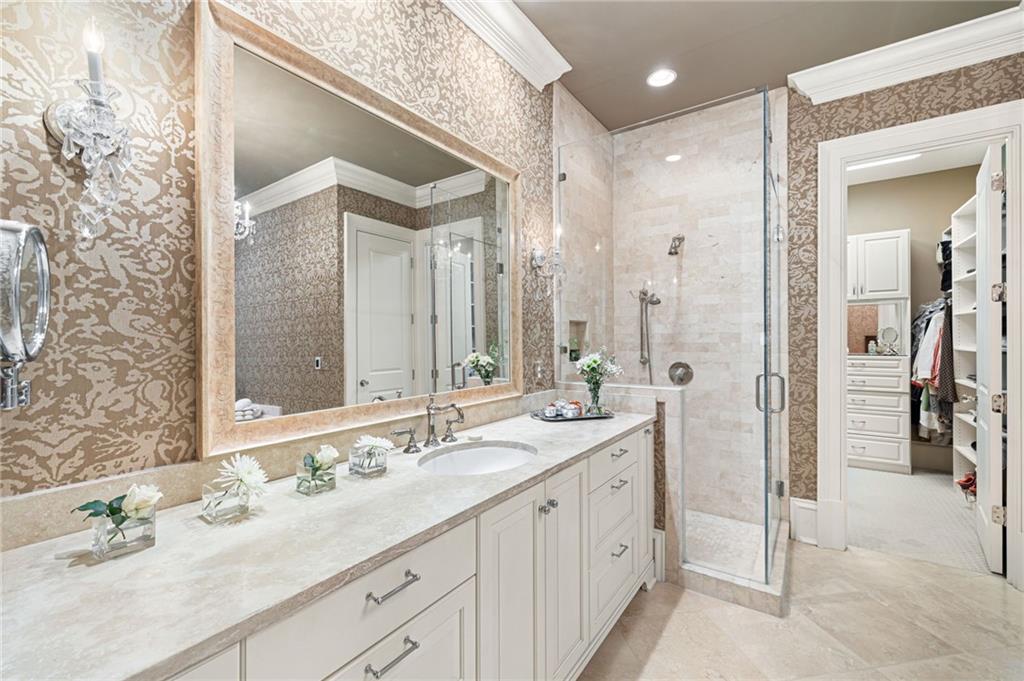 39 W Wesley Road NW Unit 4