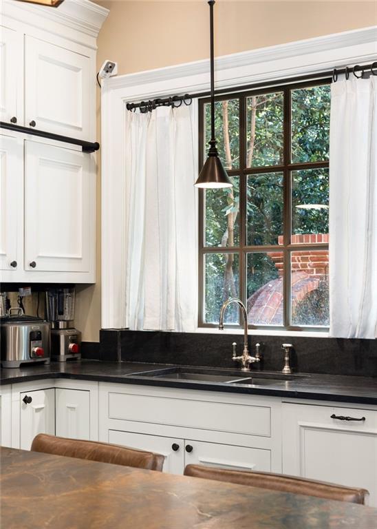 39 W Wesley Road NW Unit 4