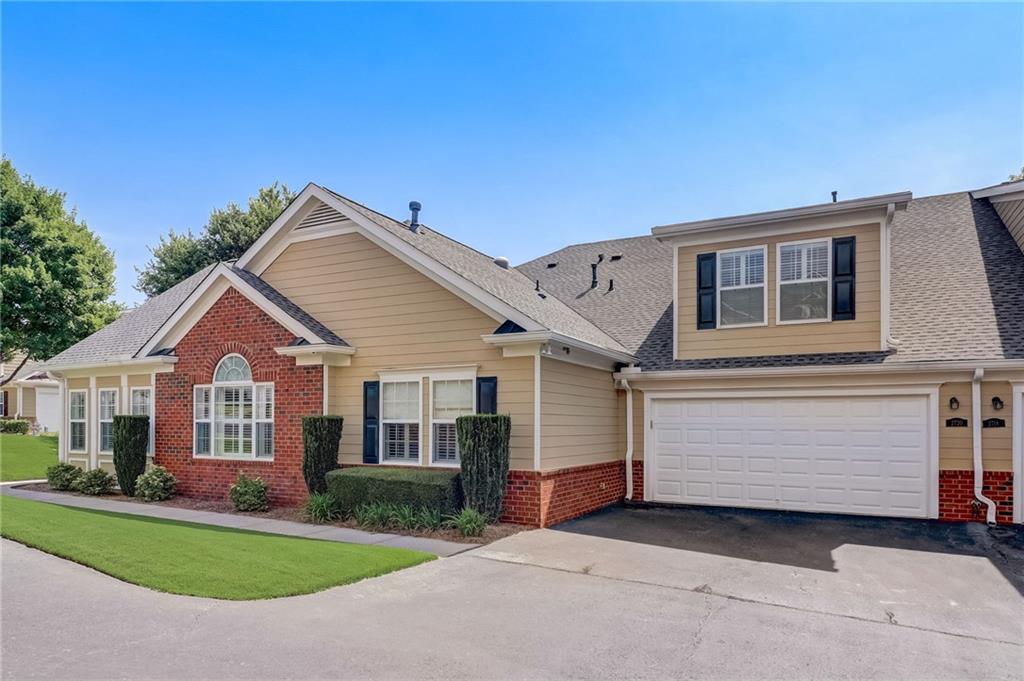 2720 Grapevine Circle Unit 1802