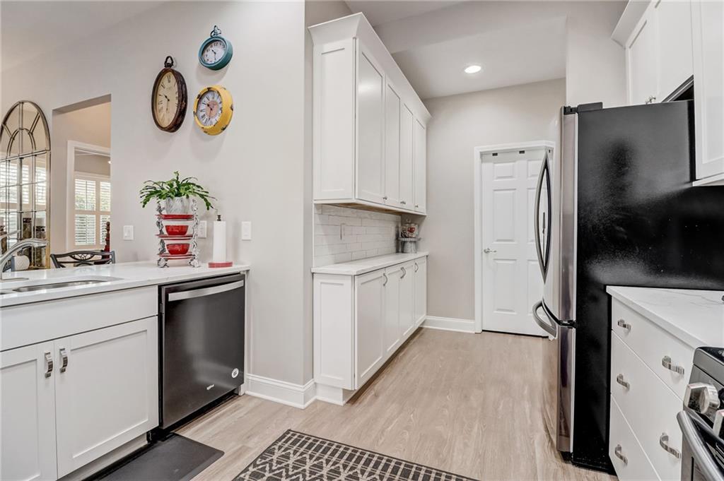 2720 Grapevine Circle Unit 1802
