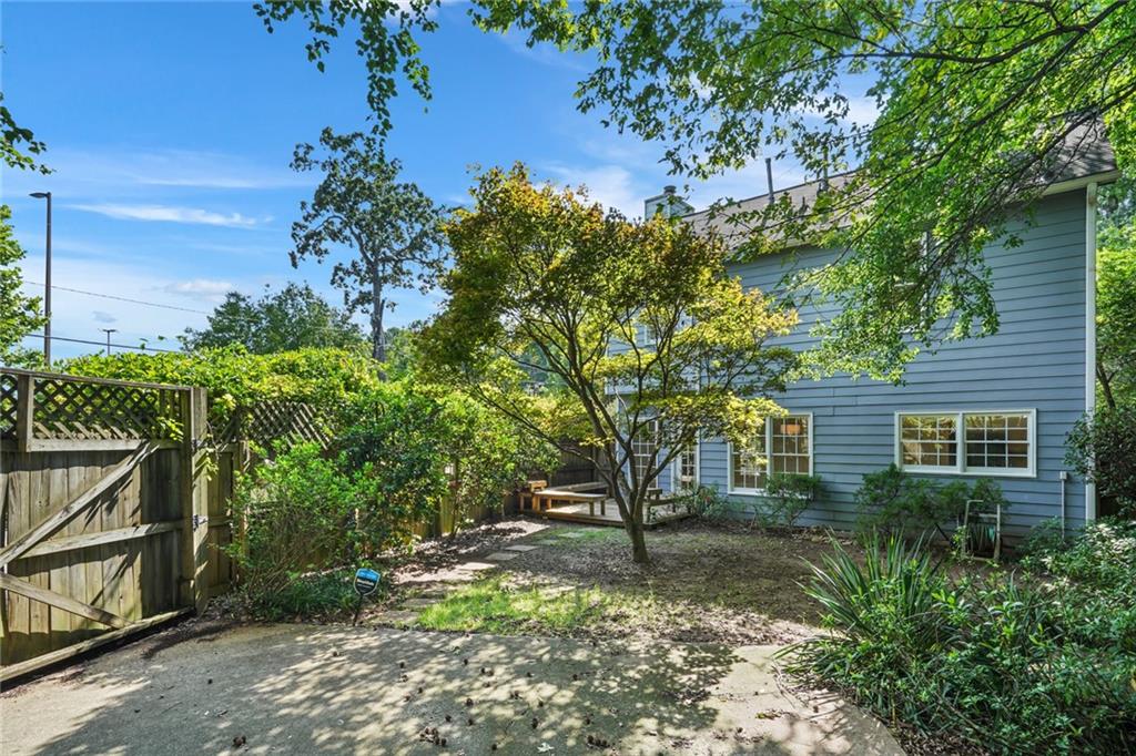 103 Mountain View Street