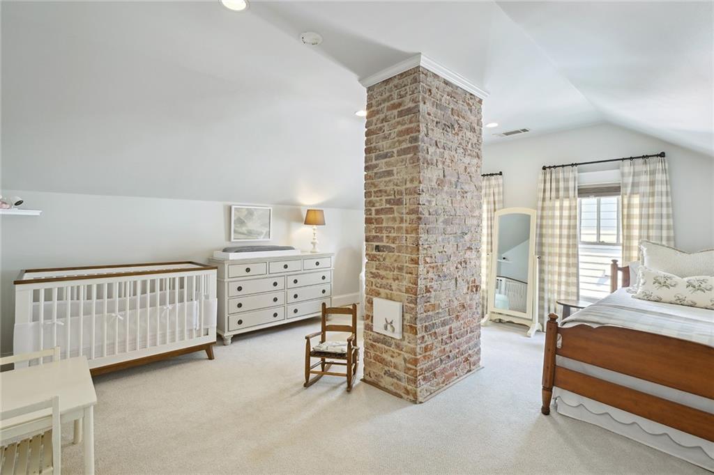 445 Clifton Road NE