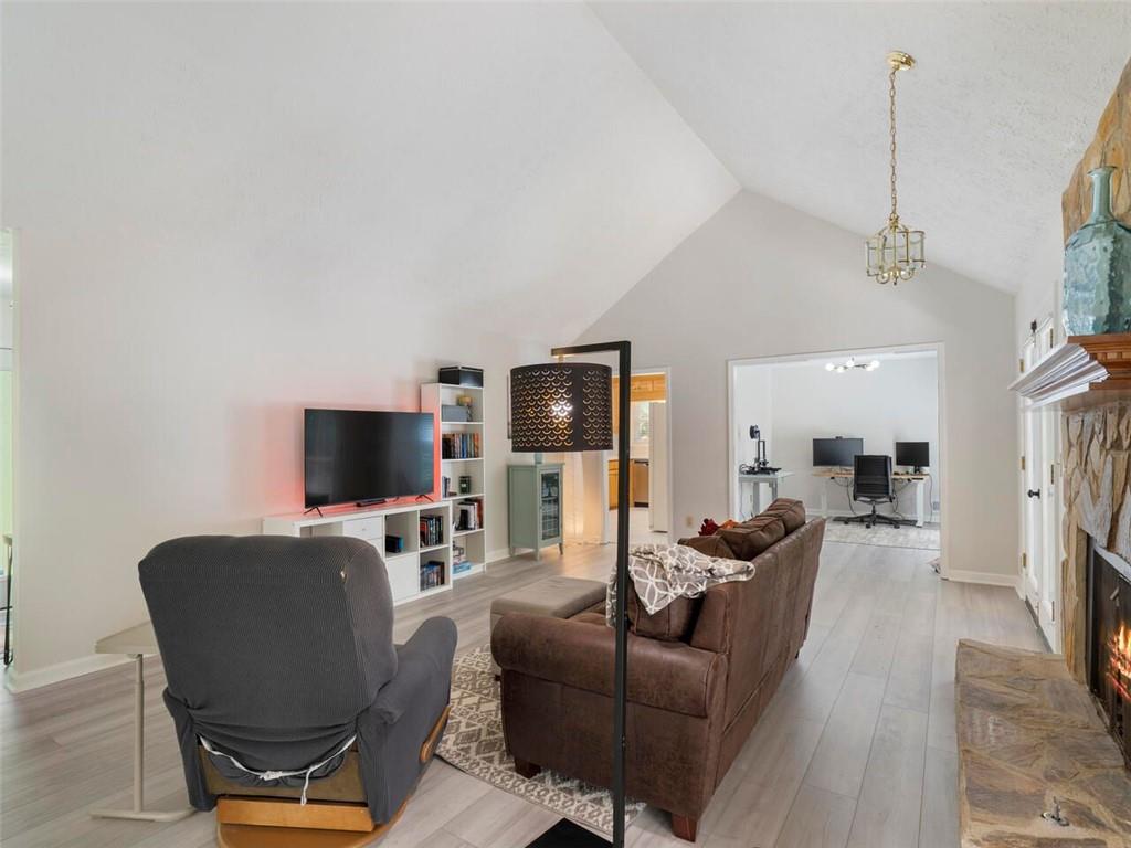 4636 Lou Ivy Road